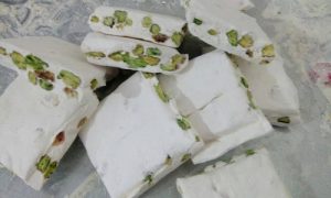 گز پسته 38%